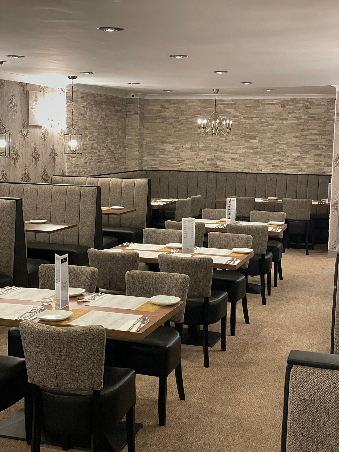 Anayas indian restaurant creative chefs